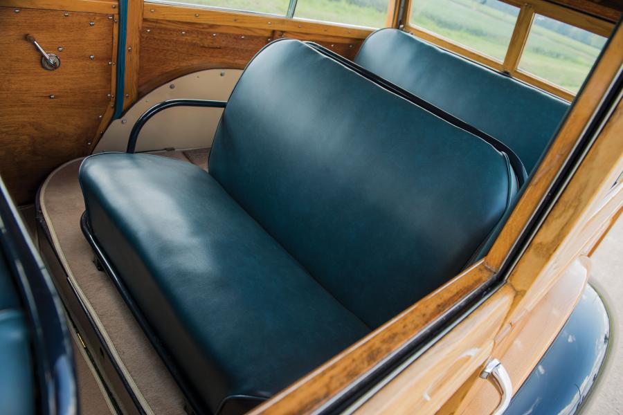 Интерьер Packard 120 Station Wagon by Hercules (1901-1493) 1941 года  (фото 19 из 27)
